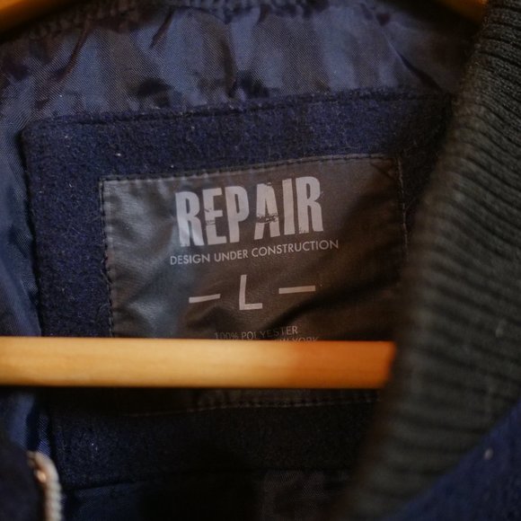 Bomber Jacket - L/G - Faux Leather Sleeves - Picture 3 of 4